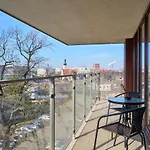 Luxurious Walonska With Underground Garage By Renters Apartamento *