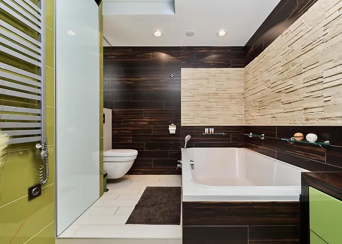 Luxurious Walonska With Underground Garage By Renters Wrocław