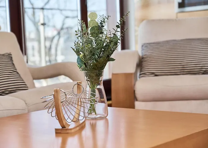 Luxurious Walonska With Underground Garage By Renters Wrocław