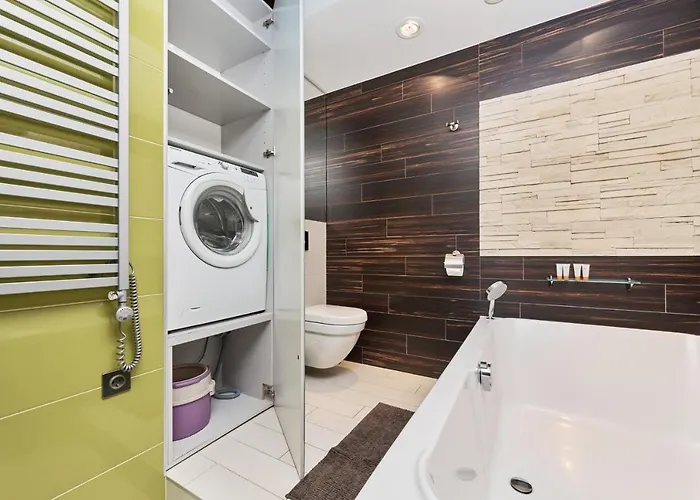 Luxurious Walonska With Underground Garage By Renters Lejlighed Wrocław