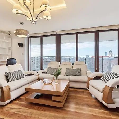 Luxurious Walonska With Underground Garage By Renters Διαμέρισμα *