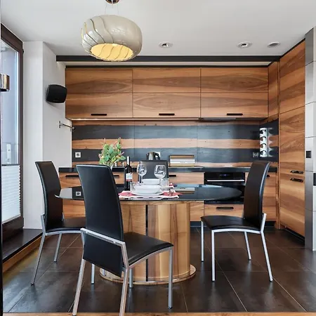 Διαμέρισμα Luxurious Walonska With Underground Garage By Renters *