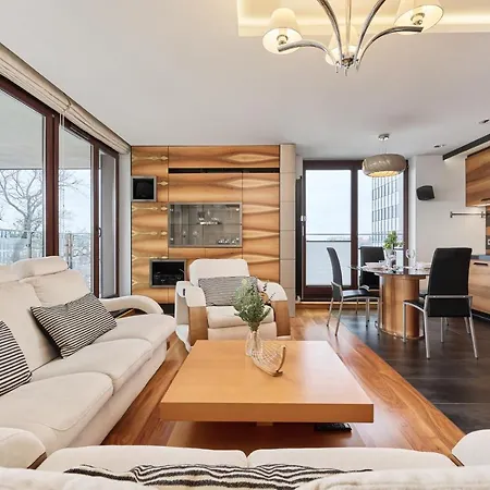 Luxurious Walonska With Underground Garage By Renters * Βρότσλαβ