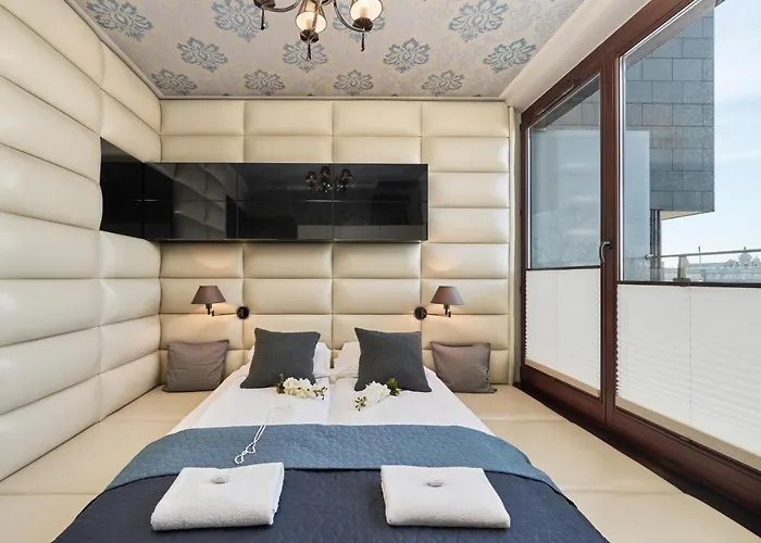 Luxurious Walonska With Underground Garage By Renters *